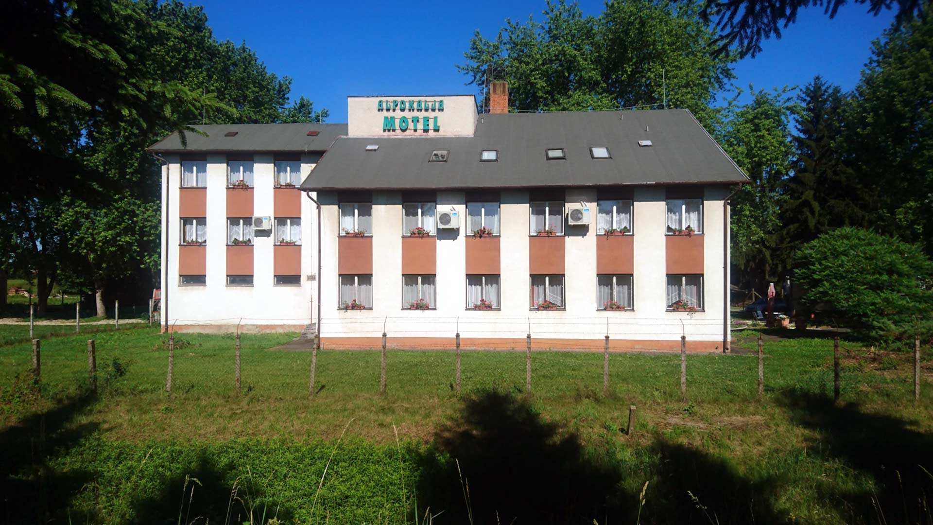 Alpokalja Motel